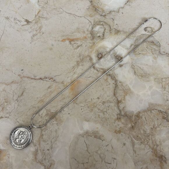 Rare Vintage Theda Sterling Silver St. Christopher Medal & Chain Unisex - Picture 6 of 11